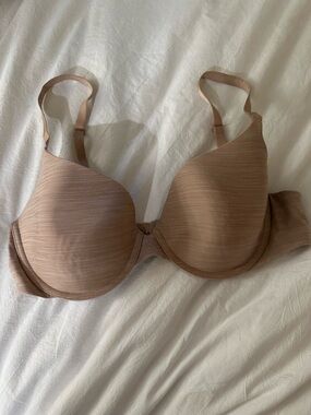 Victoria’s Secret bra 36C